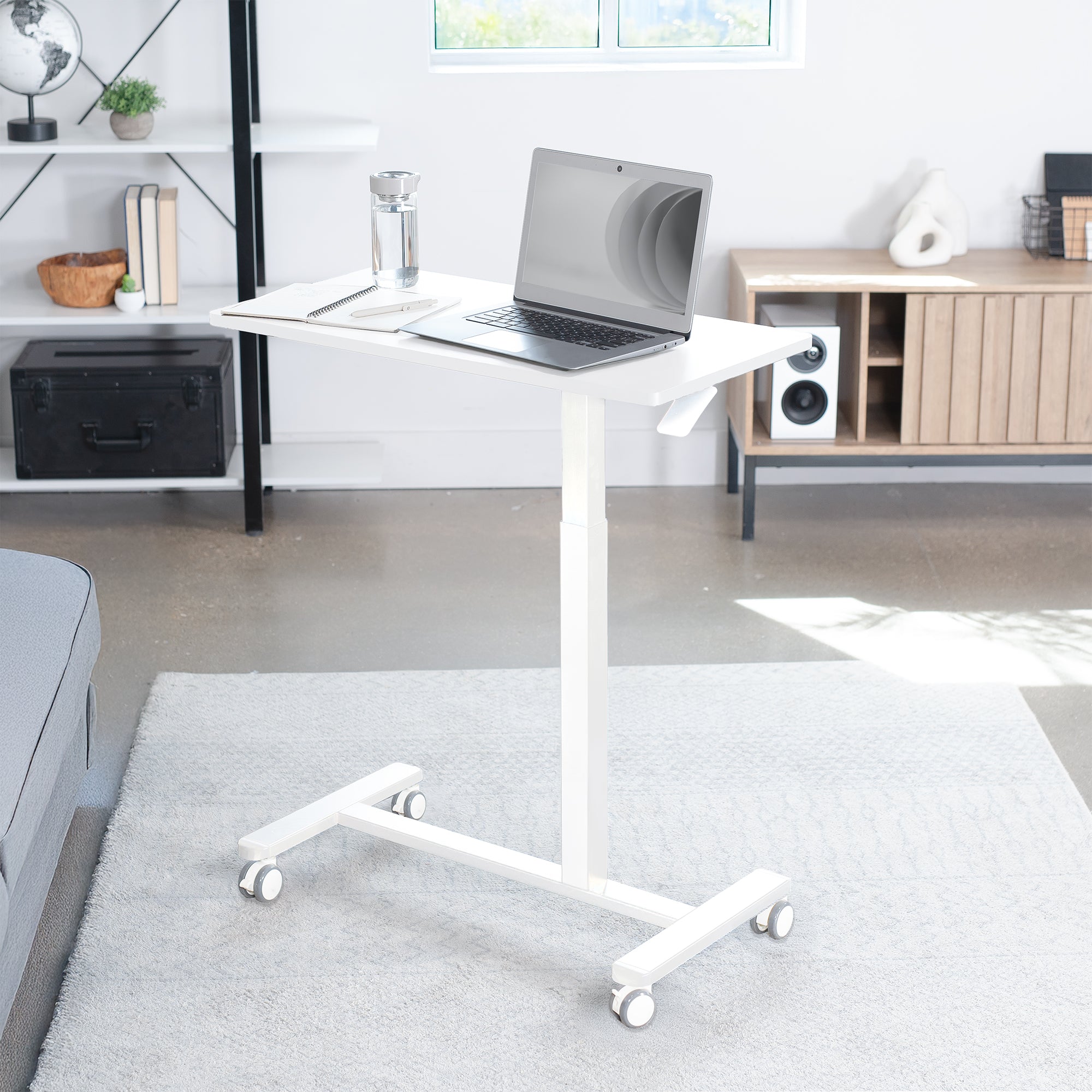 Sturdy steel mobile laptop cart with pneumatic height adjustment.