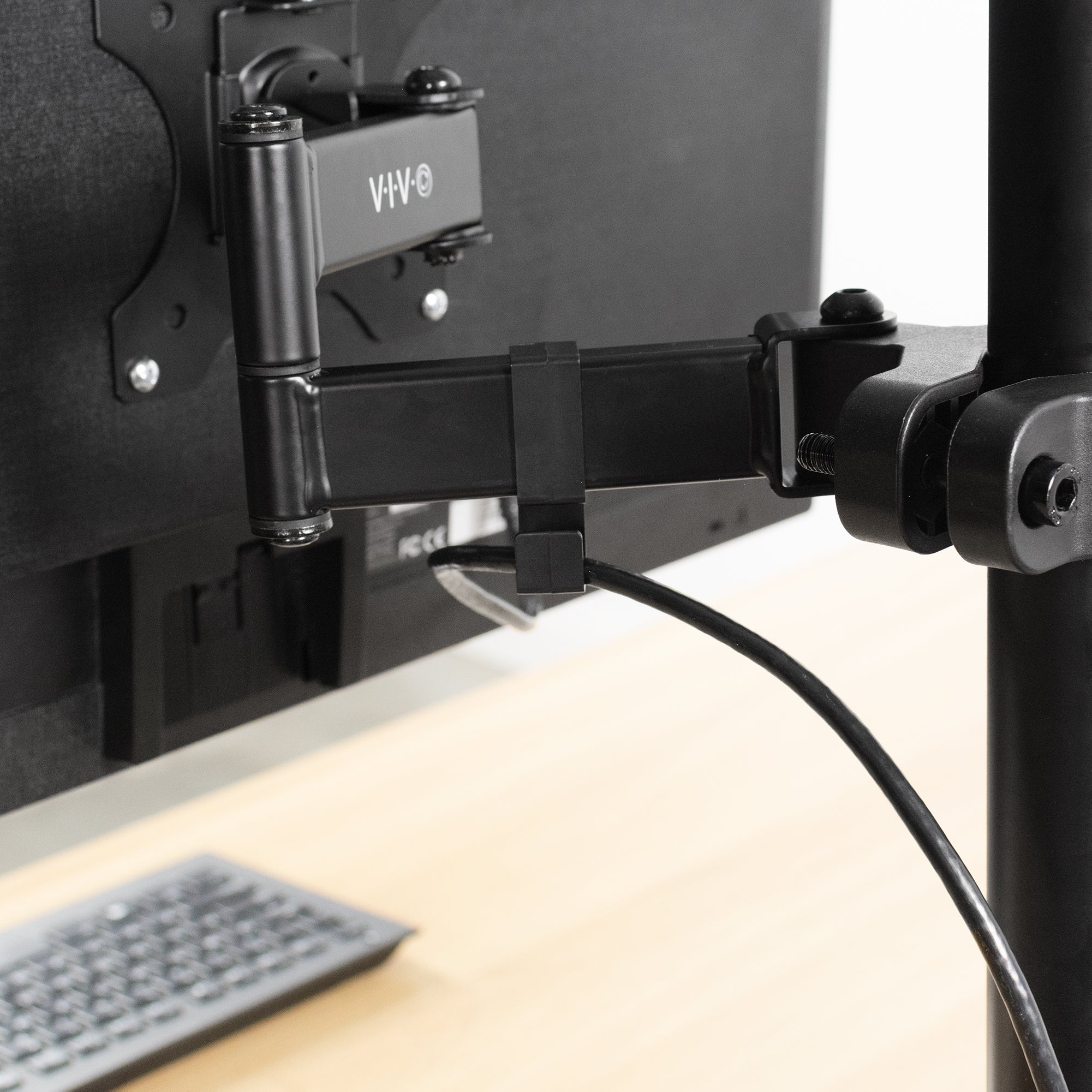 Pole Mount VESA Monitor Arm - 17" to 32" Screens