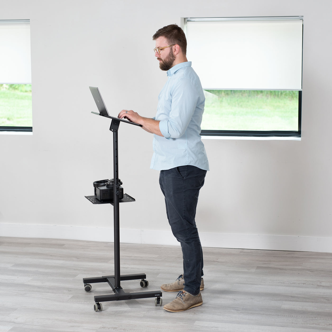 Convenient mobile projector and laptop cart.