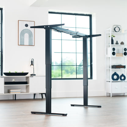 Sit or stand on demand throughout the busy day with this solid frame featuring dual thermal motors and 3-stage telescopic height adjustment.
