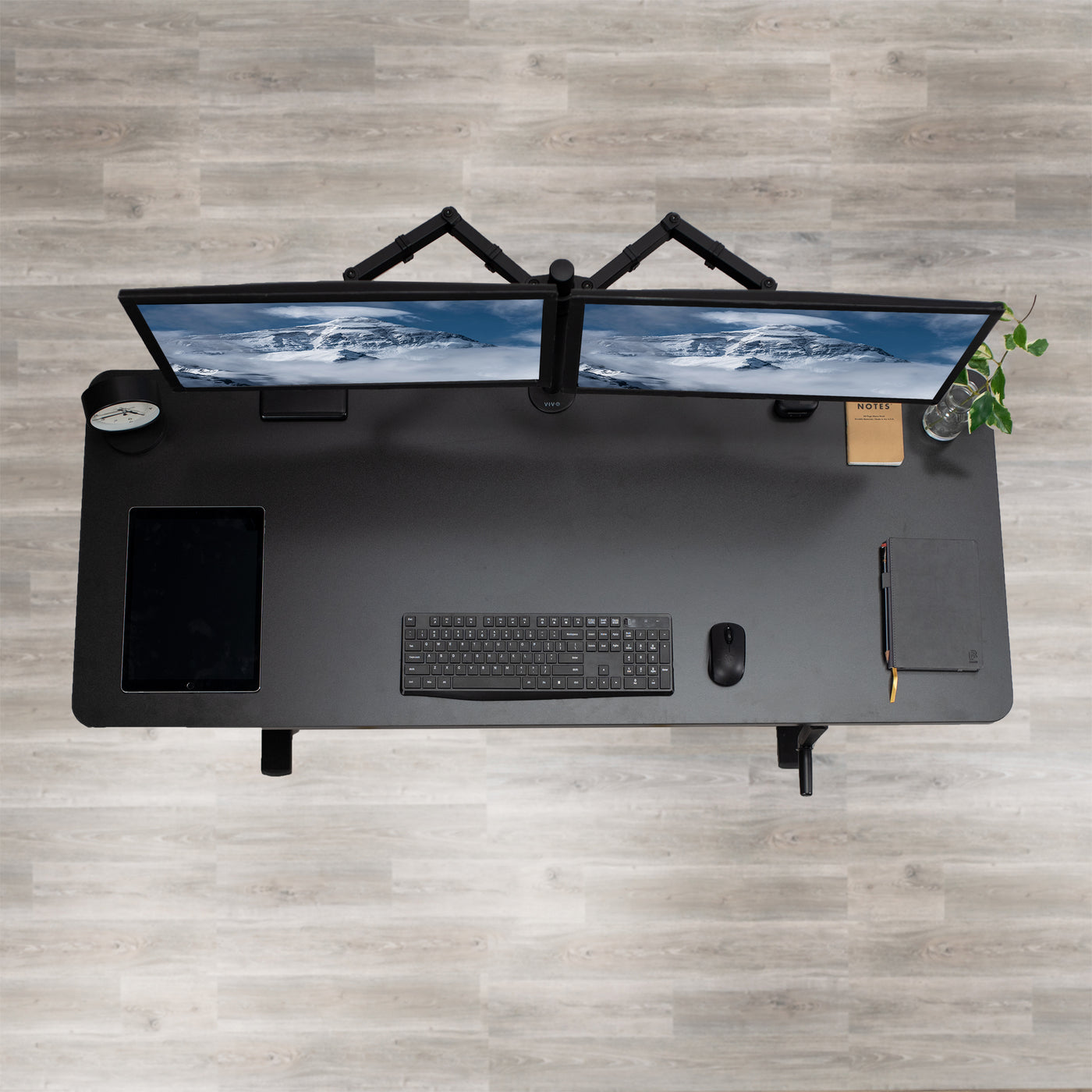 Spacious sit-to-stand desk design to comfortably hold all your office equipment.