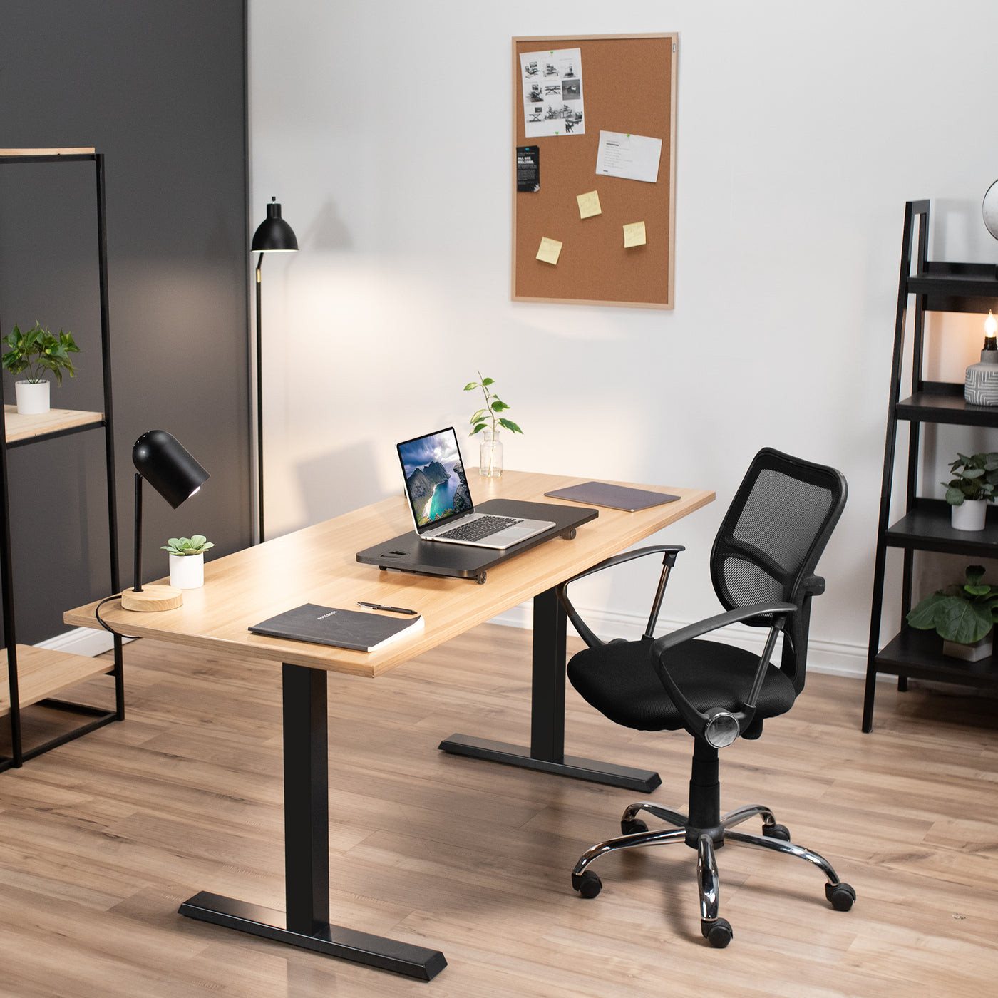 Fully furnished modern workspace from VIVO technologies.