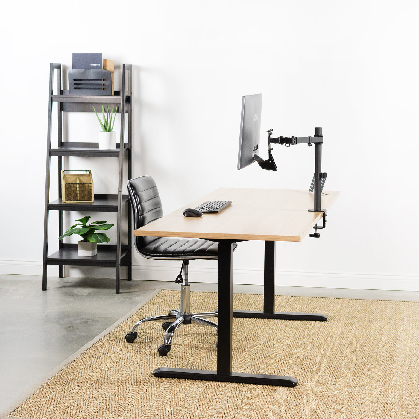 Modern ergonomic office set up to maximize productivity.