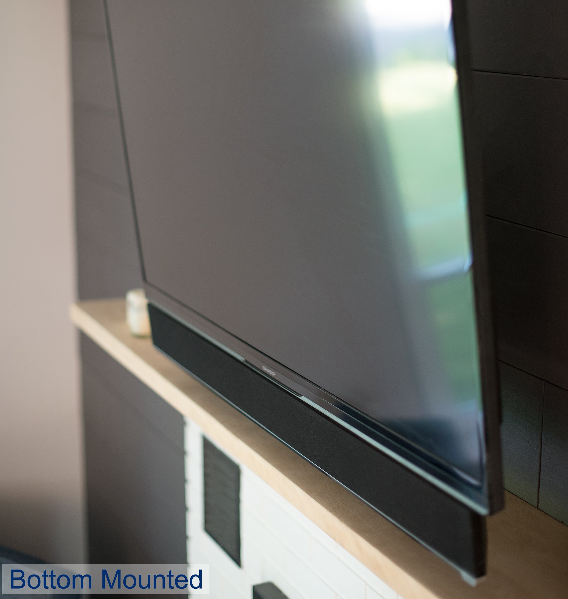 Sturdy universal TV soundbar mount.