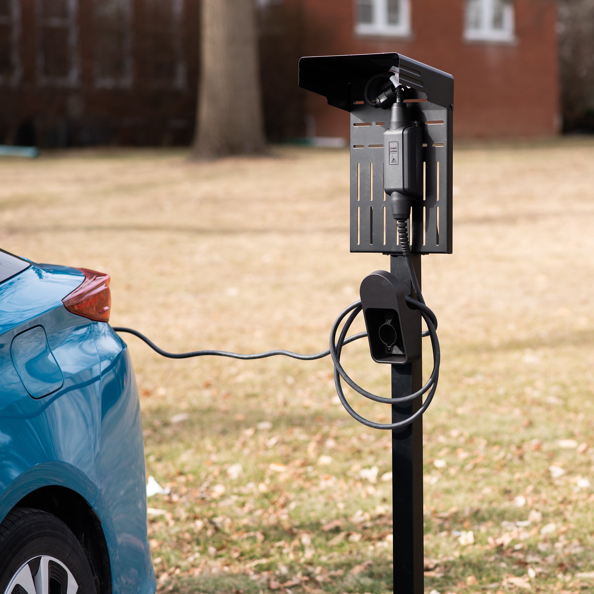 A car charging station from VIVO.